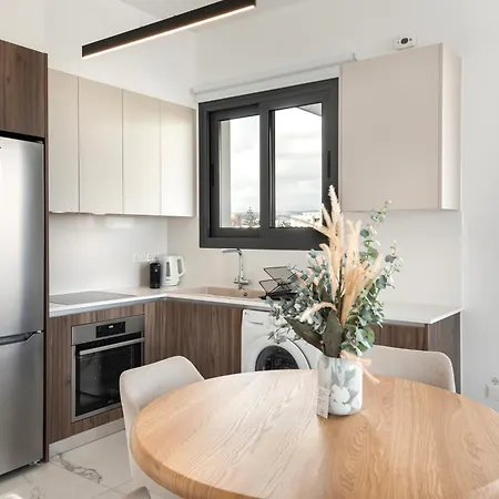 Phaedrus Living Opalia Residences Beryl *
