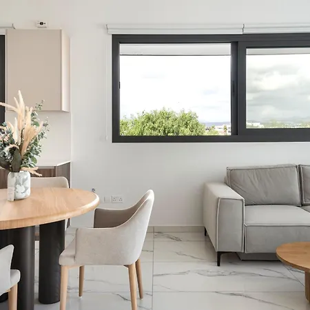 Phaedrus Living Opalia Residences Beryl Apartment