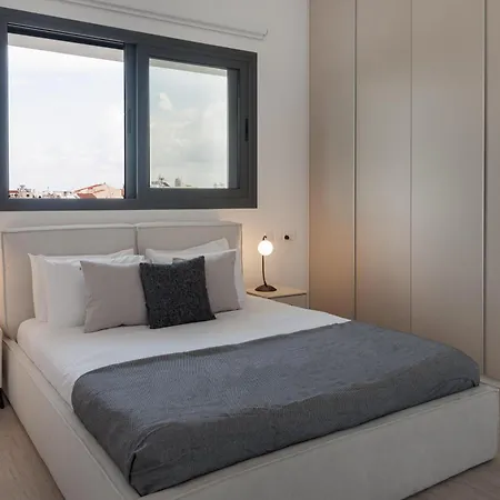 Phaedrus Living Opalia Residences Beryl Apartament *